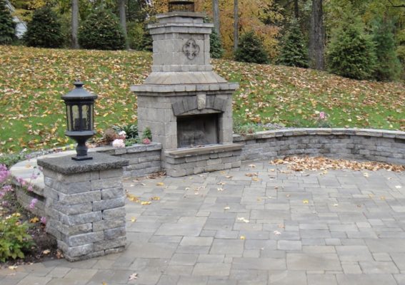 Fire Pits & Outdoor Fireplaces